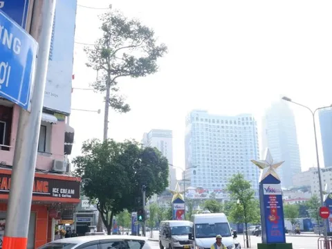 Hạn chế lưu thông trên đường Lê Lợi, phường Sài Gòn