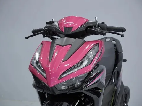 Honda có xe ga thể thao 'độc lạ', vừa cập bến Việt Nam: Màu mới cực cá tính, giá bán thế nào?