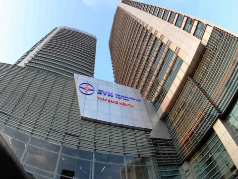 EVN báo lãi hơn 8.200 tỷ đồng, có hơn 90.000 tỷ đồng gửi ngân hàng