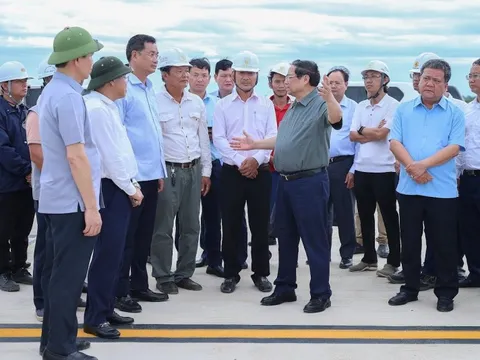 Thủ tướng giao nhiệm vụ cho bầu Hiển