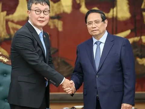 Thủ tướng tiếp lãnh đạo tập đoàn quản lý sàn tài sản mã hóa lớn thứ 3 thế giới