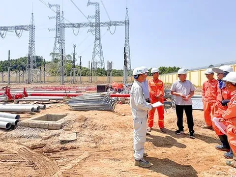 Lãnh đạo EVN kiểm tra tiến độ thi công dự án đường dây 500kV Lào Cai - Vĩnh Yên