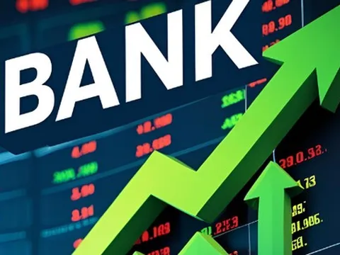 Nhiều cổ phiếu ngân hàng hồi phục, 2 mã tăng kịch trần