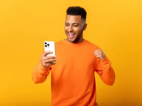 Cập nhật BCTC quý 2/2025 chiều tối ngày 30/7: Vinhomes, Viconship, SHB, MCH... cùng loạt doanh nghiệp lớn dồn dập công bố trước hạn chót