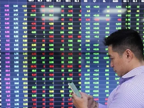 Vì sao nhiều ngân hàng muốn ‘thâu tóm’ công ty chứng khoán?