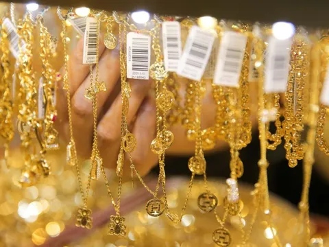 Giá vàng nhẫn, vàng SJC cuối ngày đồng loạt tăng