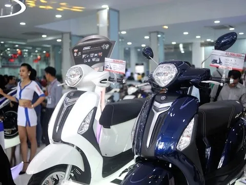 Yamaha giảm giá kịch sàn: Có mẫu giảm đến 30 triệu, xe máy điện giảm 16 triệu đồng