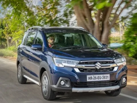 MPV 7 chỗ giá 340 triệu gây "sốt": 6 túi khí, có cảm biến áp suất lốp và camera 360