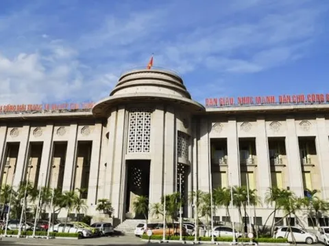 Nóng: NHNN thông báo điều chỉnh TĂNG chỉ tiêu tăng trưởng tín dụng năm 2025