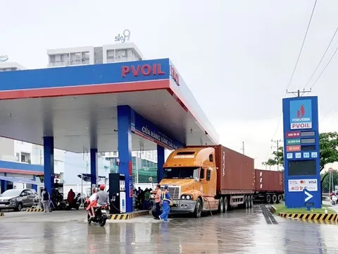 Giá xăng tăng, PVOIL thu về hơn 400 tỷ đồng mỗi ngày
