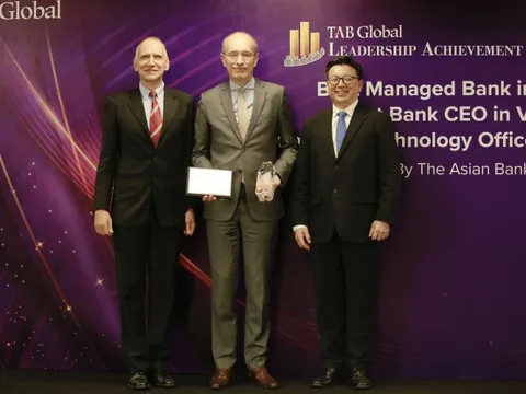 Techcombank được vinh danh 3 giải thưởng xuất sắc từ The Asian Banker