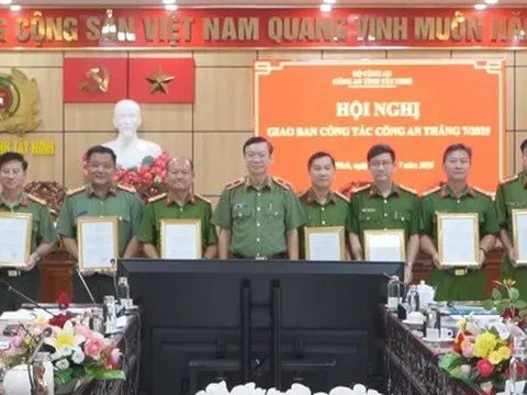 Đại tá Lê Văn Thuận giữ chức Thủ trưởng Cơ quan an ninh điều tra Công an tỉnh Tây Ninh