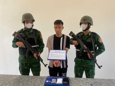 Bắt Trần Huy Hoàng sinh năm 2004