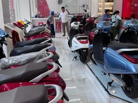 Kinh doanh xe máy điện học sinh vào mùa