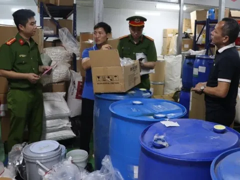 Đường dây sản xuất thực phẩm chức năng giả có chứa chất cấm ảnh hưởng trực tiếp hệ thần kinh