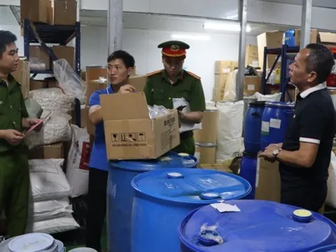 Khởi tố 2 giám đốc công ty dược phẩm