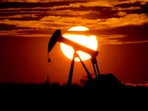 Mặc kệ Mỹ đe dọa trừng phạt, quốc gia BRICS tuyên bố vẫn tiếp tục mua dầu Nga, khẳng định “ngừng mua dầu chỉ sau một đêm không hề đơn giản”