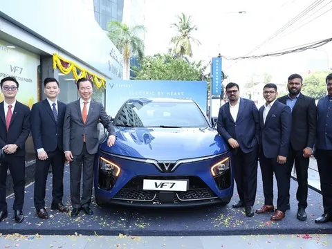 Cách hãng xe tỷ phú Phạm Nhật Vượng tiến vào thị trường ví như "mỏ vàng" của TG, dân số 1,4 tỷ người