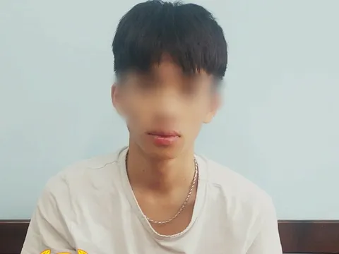 Bắt giữ đối tượng sinh năm 2008