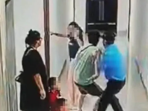 Kẻ côn đồ đánh người phụ nữ túi bụi ở chung cư sẽ bị xử lý như thế nào?