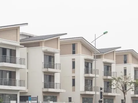 Tăng thuế chuyển nhượng bất động sản: Chặn dòng tiền, người mua nhà ở thực chịu ảnh hưởng nặng