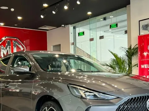 Ô tô Trung Quốc ồ ạt giảm giá tại Việt Nam