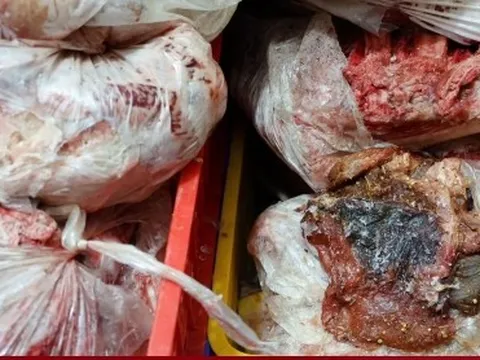 Cận cảnh kho thịt đông lạnh bốc mùi được 'phù phép' thành đặc sản trâu gác bếp