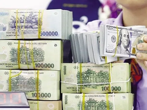 Ngân hàng tăng thu ngoài lãi, giảm phụ thuộc vào tín dụng