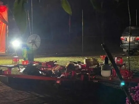 Vụ ô tô lùi vào đám đông làm 1 người tử vong, 10 người bị thương: Tài xế là cán bộ xã