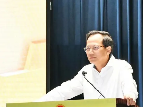 Bộ trưởng Đào Ngọc Dung: Làm một ngày phải nghĩ cho mười năm