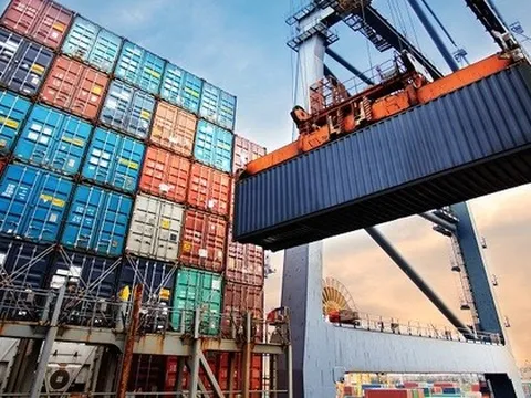 Mỹ vừa đổ hơn 3 tỷ USD săn 'kho báu' mới nổi của Việt Nam: xuất khẩu tăng hơn 200%, đại bàng công nghệ Foxconn, Meta ồ ạt tràn về