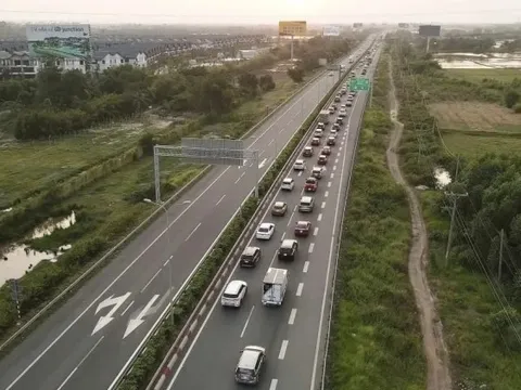 Mở rộng đường cao tốc TPHCM - Long Thành lên 8-10 làn xe