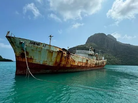 Đánh chìm tàu để làm du lịch, có khả thi?