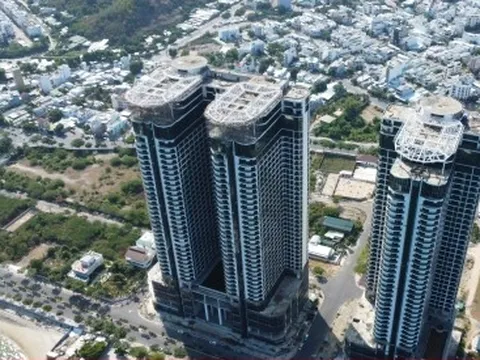 Cảnh hoang tàn ở cao ốc nghìn tỷ 'mắc cạn' bên vịnh Nha Trang