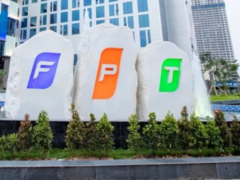 Chuyện gì đây: FPT lập 2 kỷ lục trong một ngày