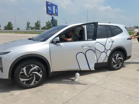 'Vắt kiệt' pin VinFast Limo Green với 2 bài thử, quãng đường tối đa có được như công bố?