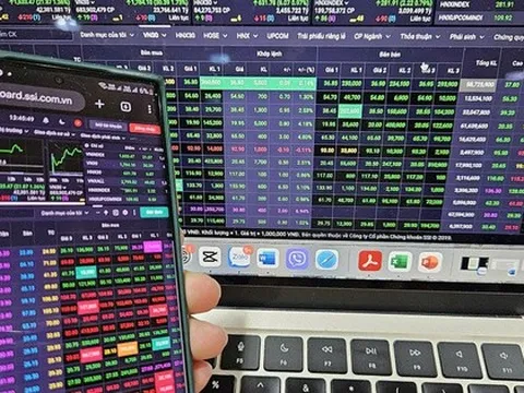 Nhà đầu tư chứng khoán sắp giao dịch xuyên trưa, bán cổ phiếu T0