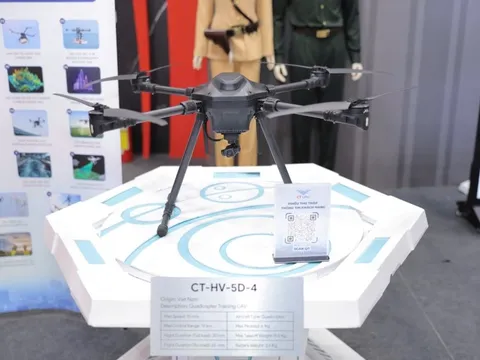 DN được Thủ tướng khen vì xuất khẩu 5.000 UAV vừa phô diễn loạt siêu phẩm mới, tải trọng tới 200kg