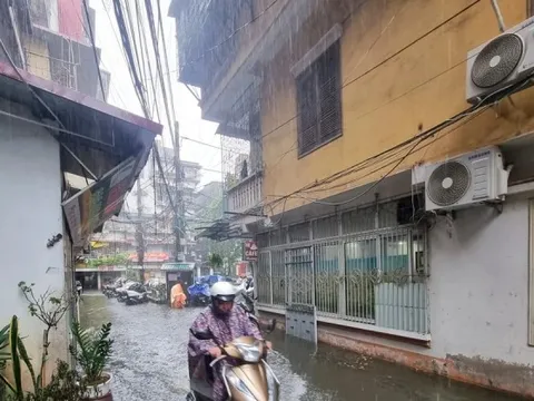 Nhận định mới về đợt mưa rất lớn trên cả nước