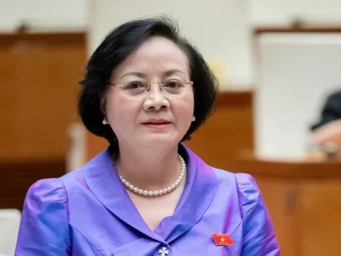 Bộ Nội vụ đề xuất chính sách vượt trội về lương thưởng, bổ nhiệm với chuyên gia