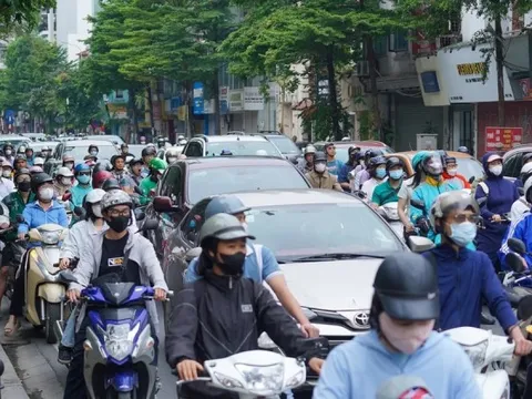 Hà Nội tổng rà soát ô tô, xe máy xăng dầu trên địa bàn