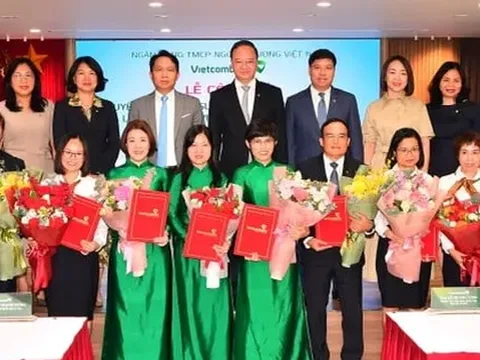 Vietcombank bổ nhiệm loạt nhân sự cấp cao tại trụ sở chính và ngân hàng chuyển giao bắt buộc