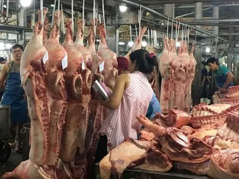 Lo ngại dịch, sức mua chậm, giá thịt heo tiếp tục giảm