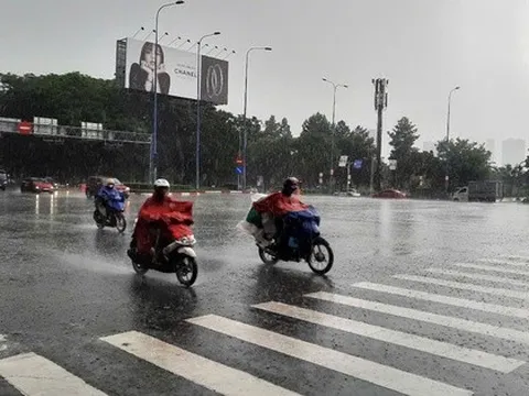 Thời tiết TP HCM hôm nay, 16-8: Chiều và tối dự báo mưa dông, có việc cần thiết hãy ra đường