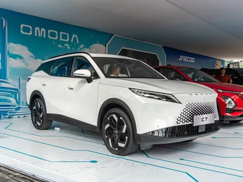 Chi tiết Omoda C7 tại Việt Nam: Đấu trực tiếp CR-V hybrid, giá dự kiến từ 839 triệu đồng