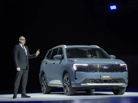 Ford Territory mới giá từ 762 triệu, đấu 'thẳng căng' Mazda CX-5