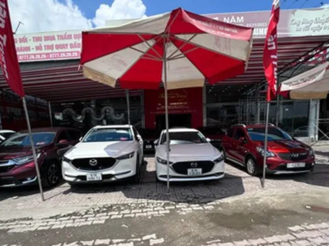 Ô tô cũ rớt giá sâu vẫn ế ẩm