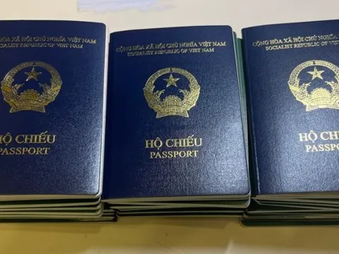 Bộ Công an đề xuất thêm 3 trường hợp mới bị thu hồi, hủy giá trị hộ chiếu