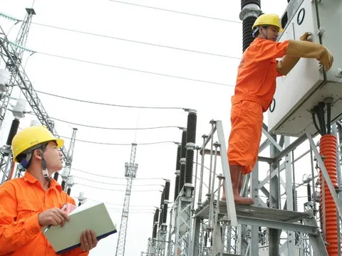 EVN muốn tính khoản lỗ hơn 44.700 tỷ đồng vào giá điện: Chuyên gia khuyến cáo