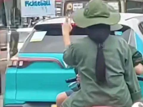Vụ nữ sinh có hành động khiếm nhã với đoàn xe A80: Phụ huynh không tin nổi, mong con được tha thứ